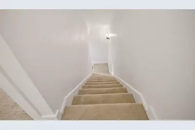 893 Wax Myrtle Lane #3, Houston, TX 77079 - Photo 11