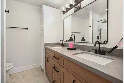 893 Wax Myrtle Lane #3, Houston, TX 77079 - Photo 15