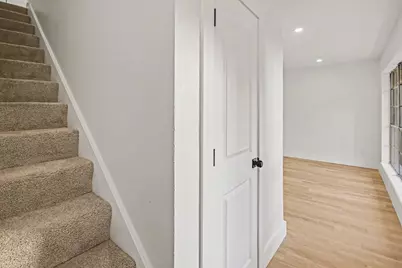 893 Wax Myrtle Lane #3, Houston, TX 77079 - Photo 3