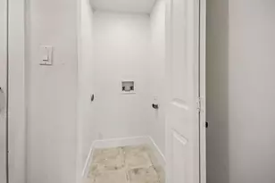 893 Wax Myrtle Ln, Houston, TX 77079 - Photo 17