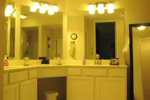 1215 Mabry Mill Rd, Houston, TX 77062 - Photo 7