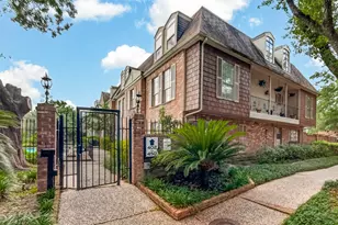 408 N Post Oak Ln, Houston, TX 77024 - Photo 33