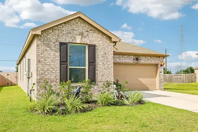 1717 Vista Luna Drive, Texas City, TX 77591 - Photo 3