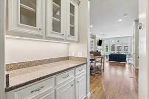 1712 McDuffie St, Houston, TX 77019 - Photo 11