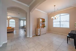 13815 Normandy Ct, Sugar Land, TX 77498 - Photo 7