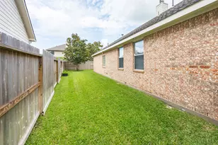 13815 Normandy Ct, Sugar Land, TX 77498 - Photo 35