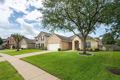 13815 Normandy Court, Sugar Land, TX 77498 - Photo 3