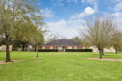 324 Howard Street, Sealy, TX 77474 - Photo 25