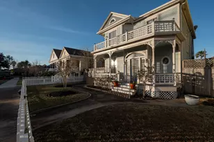 1515 24th St, Galveston, TX 77550 - Photo 3