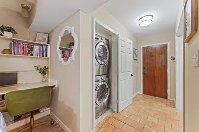 1953 Stoney Brook Drive #1953, Houston, TX 77063 - Photo 9