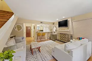 1953 Stoney Brook Dr, Houston, TX 77063 - Photo 11