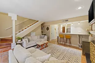 1953 Stoney Brook Dr, Houston, TX 77063 - Photo 5