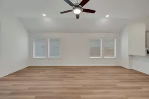10228 Burton Path, Montgomery, TX 77316 - Photo 7