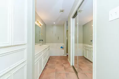 808 Manor Drive, Angleton, TX 77515 - Photo 15