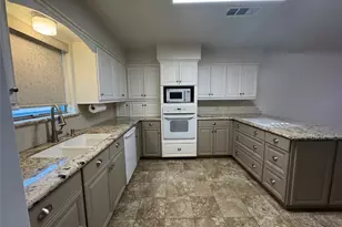 2611 Prairie Ave, Pasadena, TX 77506 - Photo 11