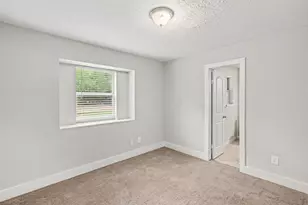214 Hillside Ct, Spring, TX 77386 - Photo 11