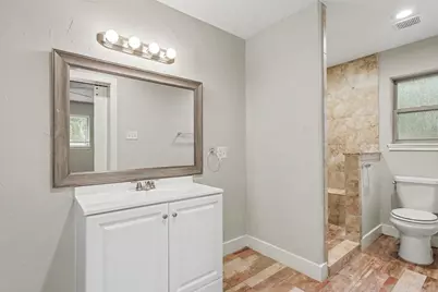 214 Hillside Court, Oak Ridge North, TX 77386 - Photo 13