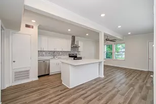 2617 Avenue L, Galveston, TX 77550 - Photo 13