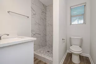 2617 Avenue L, Galveston, TX 77550 - Photo 19