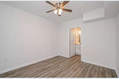 2617 Avenue L, Galveston, TX 77550 - Photo 15