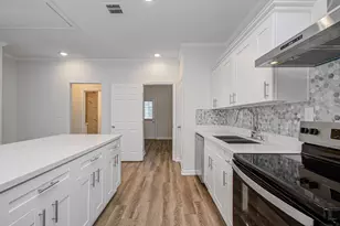 2617 Avenue L, Galveston, TX 77550 - Photo 33