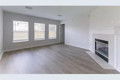 16711 Hollow Ridge Road, Houston, TX 77053 - Photo 9