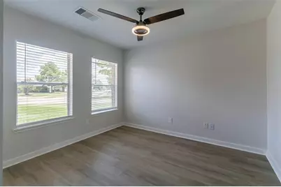 16711 Hollow Ridge Road, Houston, TX 77053 - Photo 11