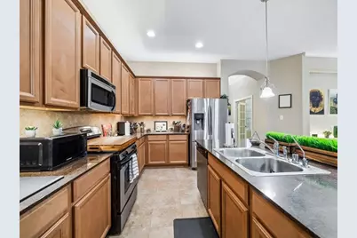 12802 Bridle Springs Lane, Houston, TX 77044 - Photo 17