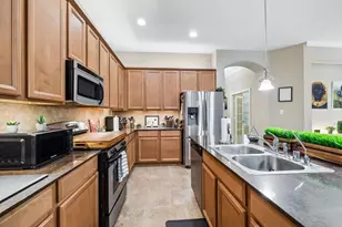 12802 Bridle Springs Ln, Houston, TX 77044 - Photo 17