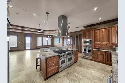 1239 Lagoon Drive, Crystal Beach, TX 77650 - Photo 31