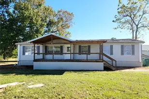 305 Paddock, Willis, TX 77378 - Photo 1