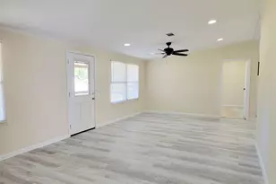 305 Paddock, Willis, TX 77378 - Photo 7