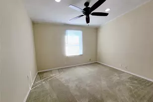 305 Paddock, Willis, TX 77378 - Photo 19