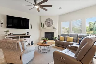 15314 Icet Crk Ave, Mont Belvieu, TX 77523 - Photo 7