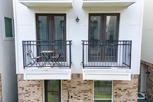 1274 N Post Oak Rd, Houston, TX 77055 - Photo 1