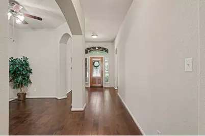 1912 Hill Manor Drive, Conroe, TX 77304 - Photo 5