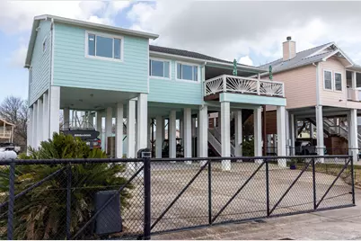 2414 Avenue P, Dickinson, TX 77539 - Photo 3