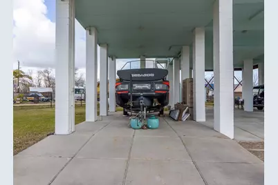 2414 Avenue P, Dickinson, TX 77539 - Photo 43