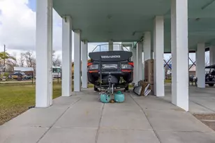 2414 Avenue P, Dickinson, TX 77539 - Photo 43