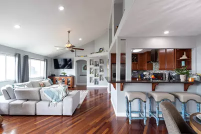 2414 Avenue P, Dickinson, TX 77539 - Photo 7