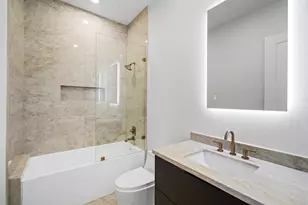 4708 Laurel St, Bellaire, TX 77401 - Photo 33