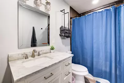 4049 Lucille Street #B, Houston, TX 77026 - Photo 7
