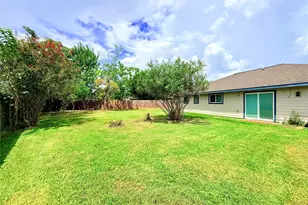2410 Point Comfort Ct, Webster, TX 77598 - Photo 19