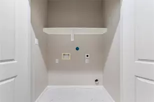 1319 E 35th St, Houston, TX 77022 - Photo 23