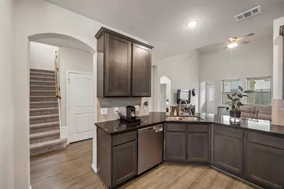 10423 Rochester Hills Lane, Tomball, TX 77375 - Photo 9