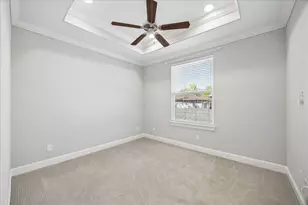 1118 E 24th St, Houston, TX 77009 - Photo 13