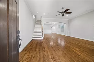 1118 E 24th St, Houston, TX 77009 - Photo 3