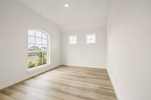 404 Fields Forest Ln, Dayton, TX 77535 - Photo 7