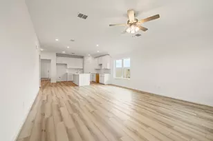 404 Fields Forest Ln, Dayton, TX 77535 - Photo 21