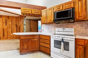 592 Paloma St, Bay City, TX 77414 - Photo 21